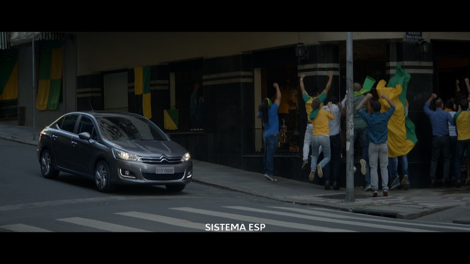 Citroën C4 Lounge ganha nova campanha publicitária