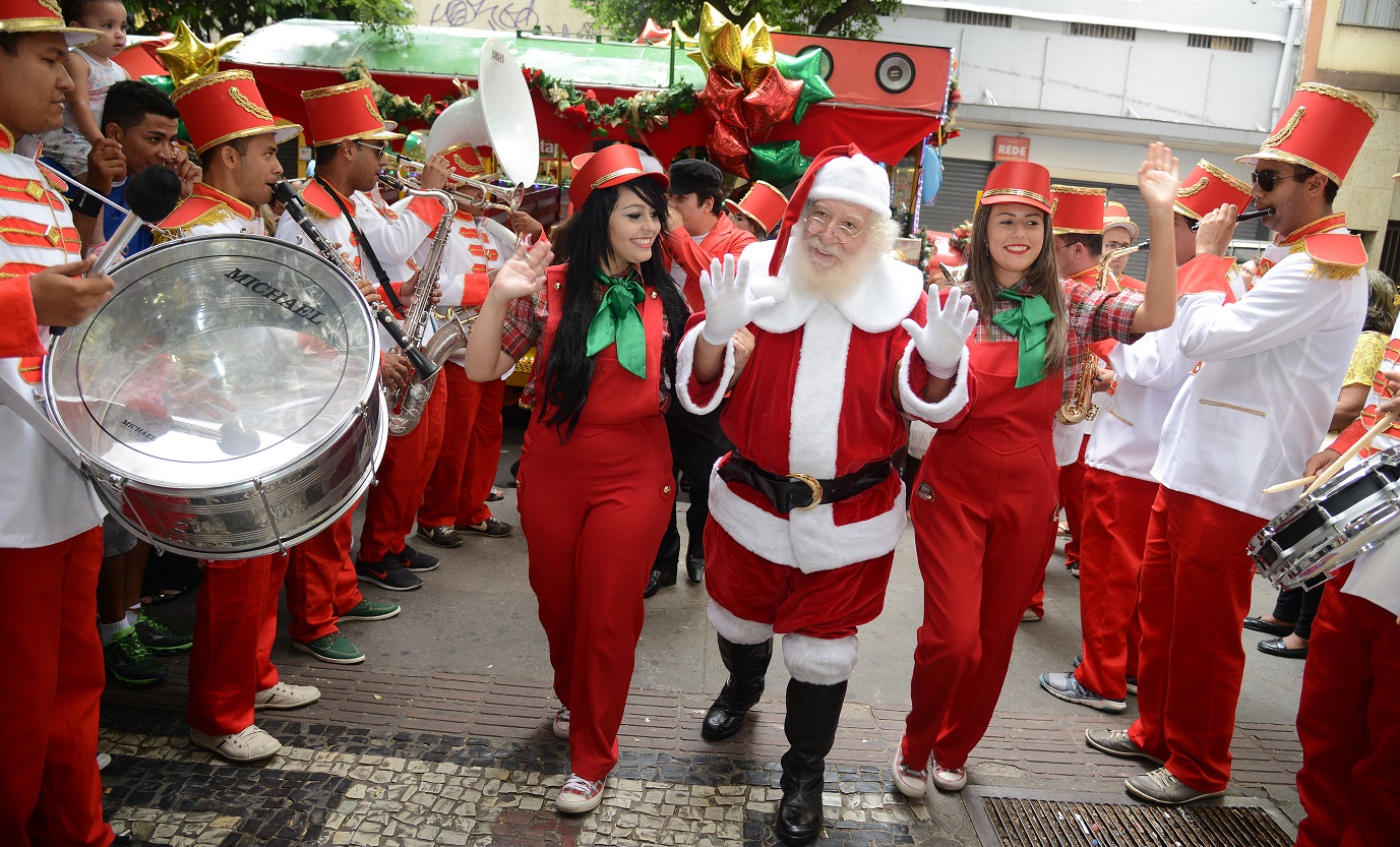 Shopping Cidade lança a campanha “Abra os braços para o Natal”