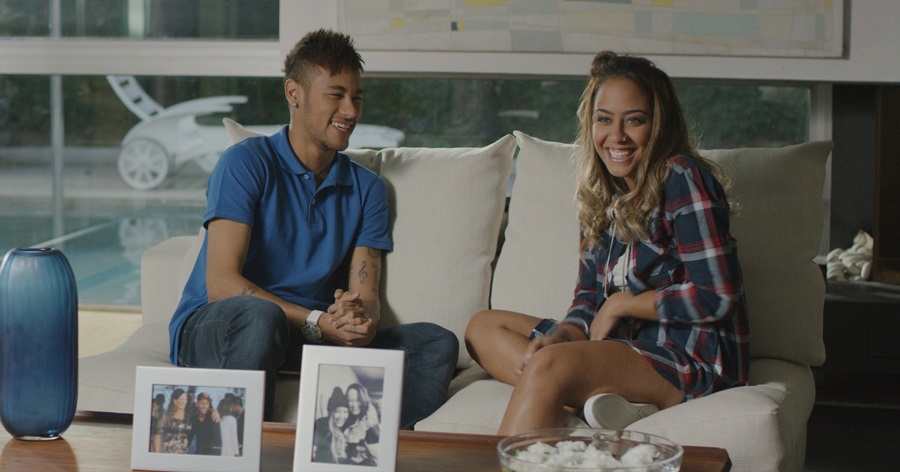 Neymar Jr. estrela campanha da Tele Sena ao lado da irmã Rafaella Santos