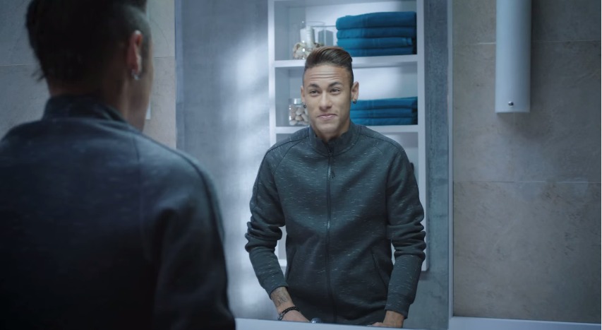 Neymar Jr. estrela nova campanha de Listerine