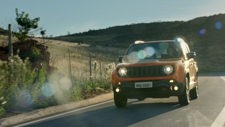 Jeep comemora resultados de 2015 com novos filmes