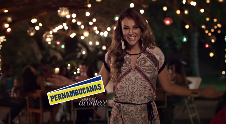 Pernambucanas destaca a mulher moderna brasileira em campanha de Natal