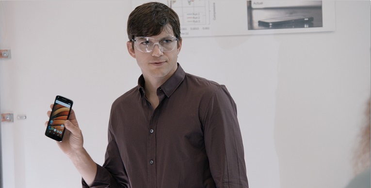 Ashton Kutcher é a estrela da nova série de filmes do Moto X Force
