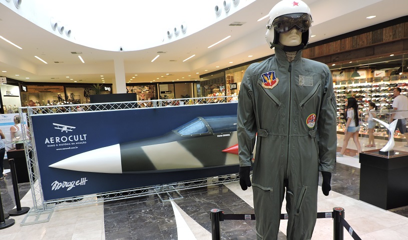 Exposição no Grand Plaza Shopping valoriza o fascinante mundo da aviação