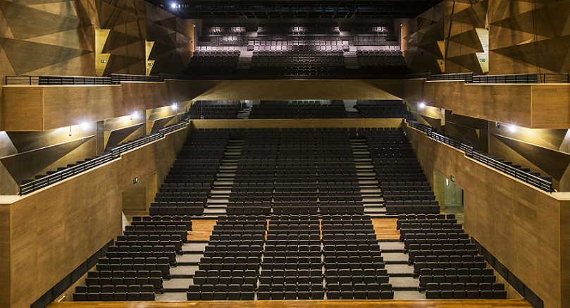 Teatro Santander abre suas portas