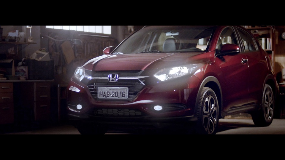 Honda mostra HR-V sob o ponto de vista de uma garagem