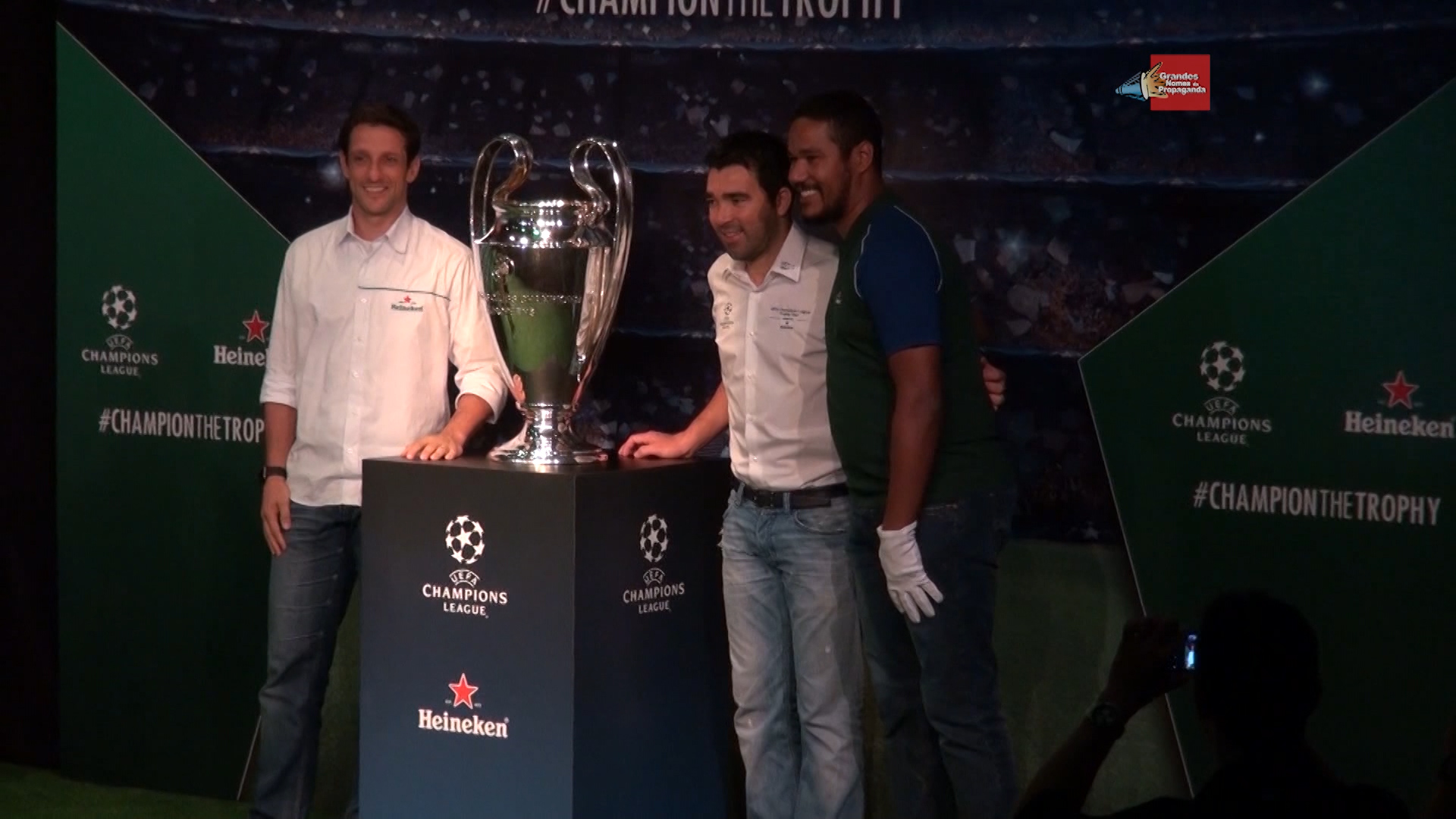 Heineken traz para o Brasil a taça da UEFA Champions League