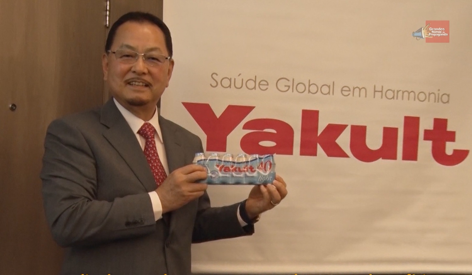 Yakult lança versão 40 light com campanha criada pela Publicis Brasil