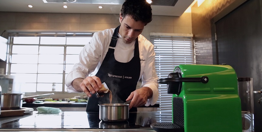 Nespresso promove ativação com chef Rodrigo Oliveira