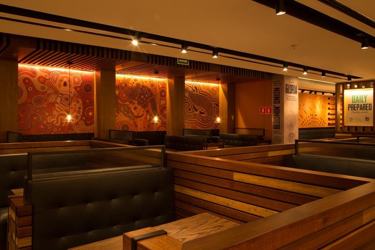 Outback Steakhouse reformula design e oferece uma nova experiência aos clientes