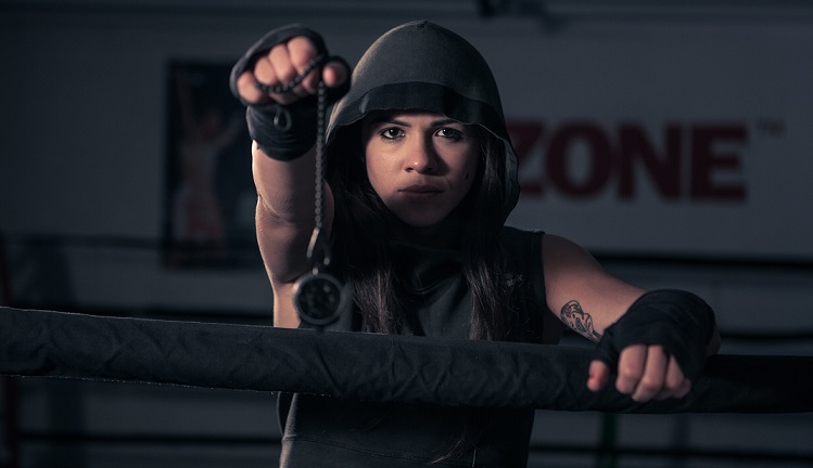 Claudia Gadelha, lutadora de MMA, é a nova embaixadora da Bomberg
