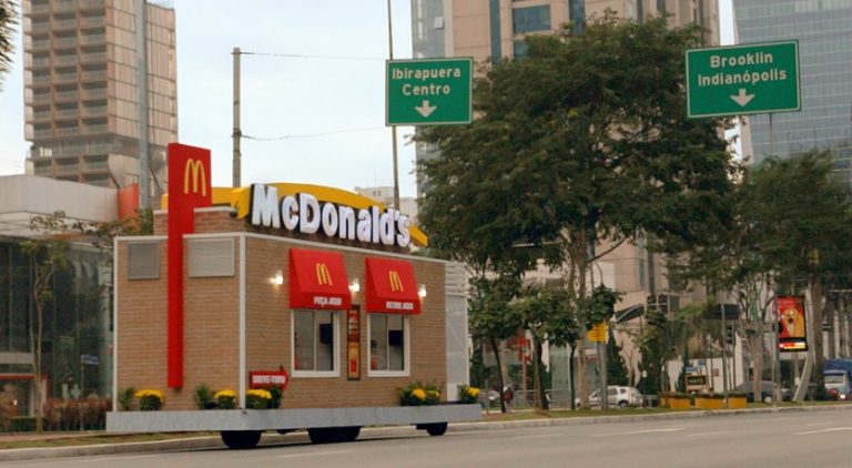 McDonald’s realiza 1º Dia Drive e leva executivos da rede para atender público