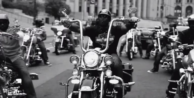 Harley-Davidson abraça liberdade da estrada em novo posicionamento global