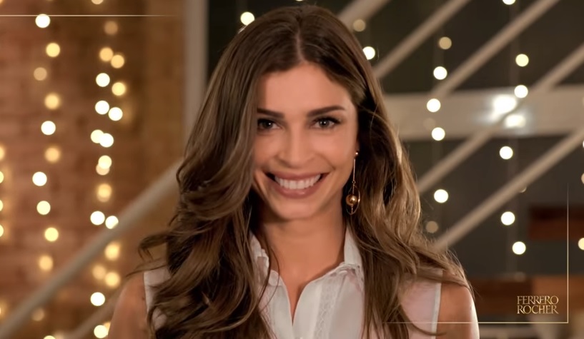Grazi Massafera estrela campanha de Natal da Ferrero Rocher
