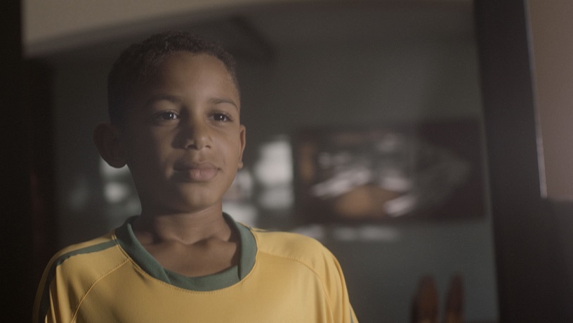 Itaú lança “Camisa”, novo filme de apoio ao futebol brasileiro