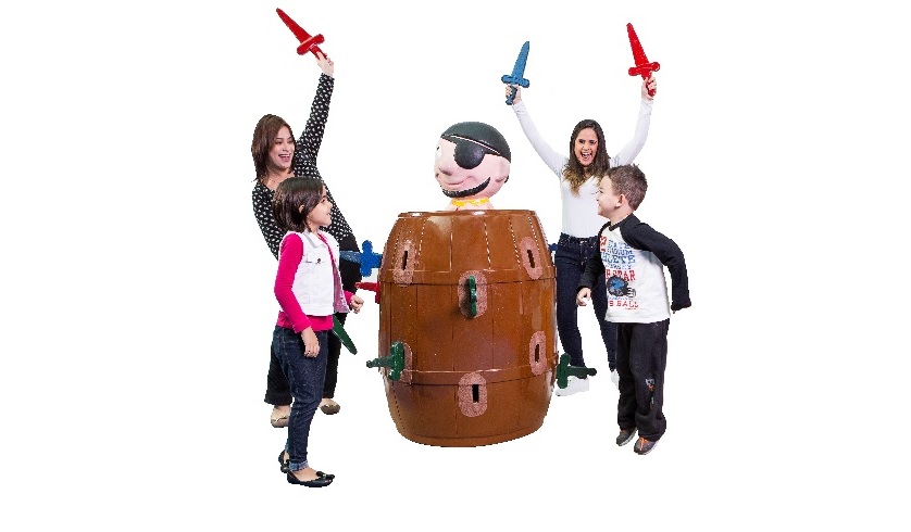Central Plaza Shopping promove Brinquedoteka com brinquedos gigantes