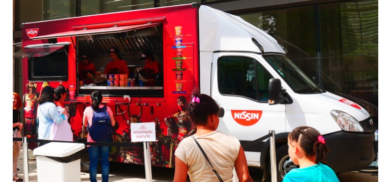 Nissin lança segundo food truck para promover Cup Noodles