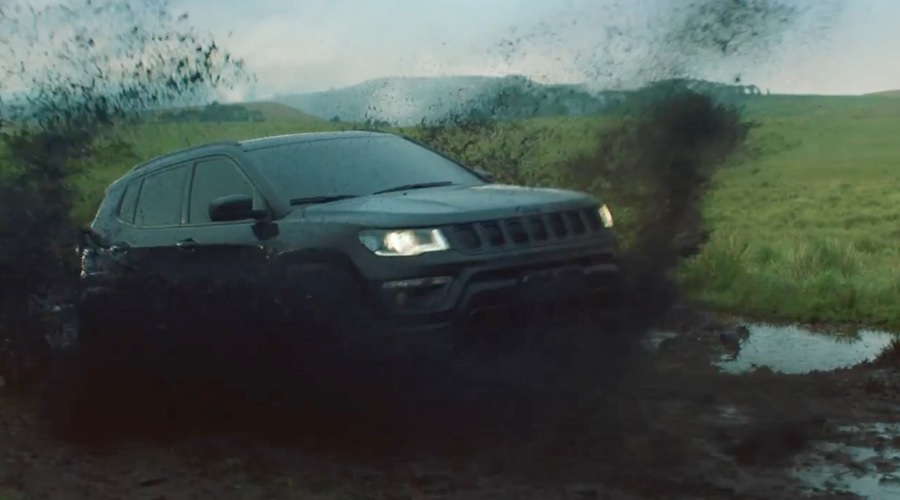 Jeep Compass apresenta nova campanha “Recalculando”