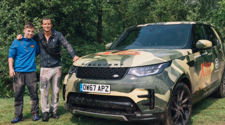 Nova campanha da Land Rover traz o aventureiro Bear Grylls