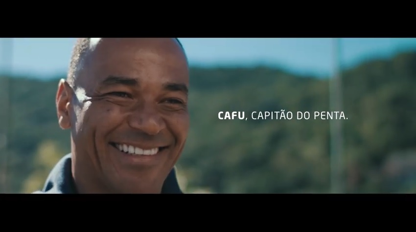 Ex- jogador Cafu estrela nova campanha da Uniasselvi