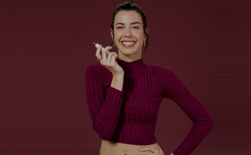 Camila Coutinho estrela campanha de lançamento da Nivea