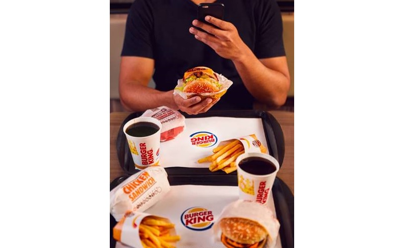Rede Burger King adota solução biodegradável para canudos