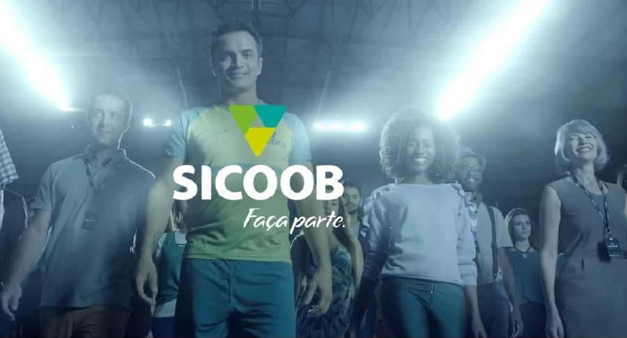 Sicoob apresenta campanha publicitária estrelada pelo jogador Falcão