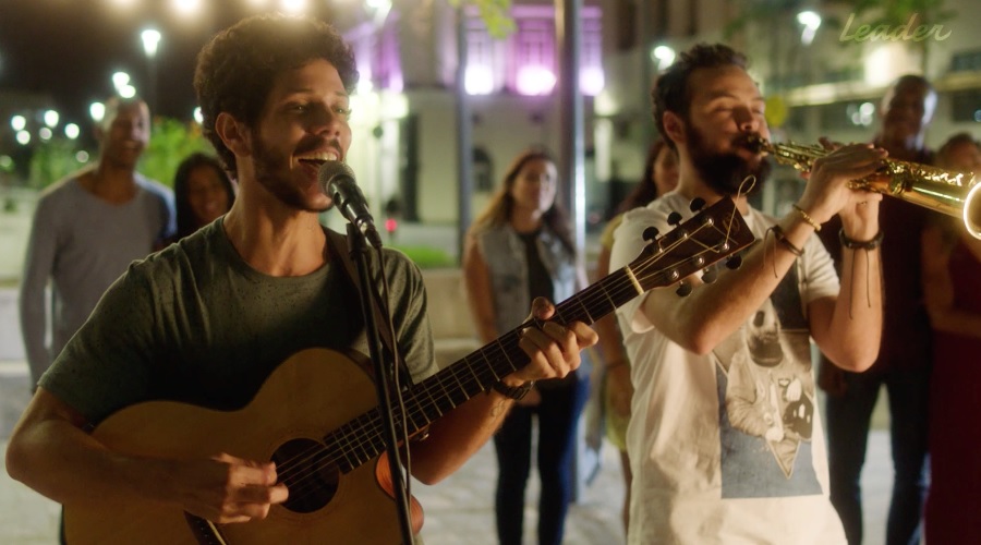 Em campanha, Lojas Leader usa a música para espalhar a magia do Natal
