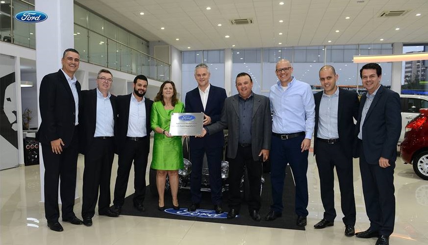 Ford inaugura primeira concessionária no Brasil com o novo padrão global “Signature”