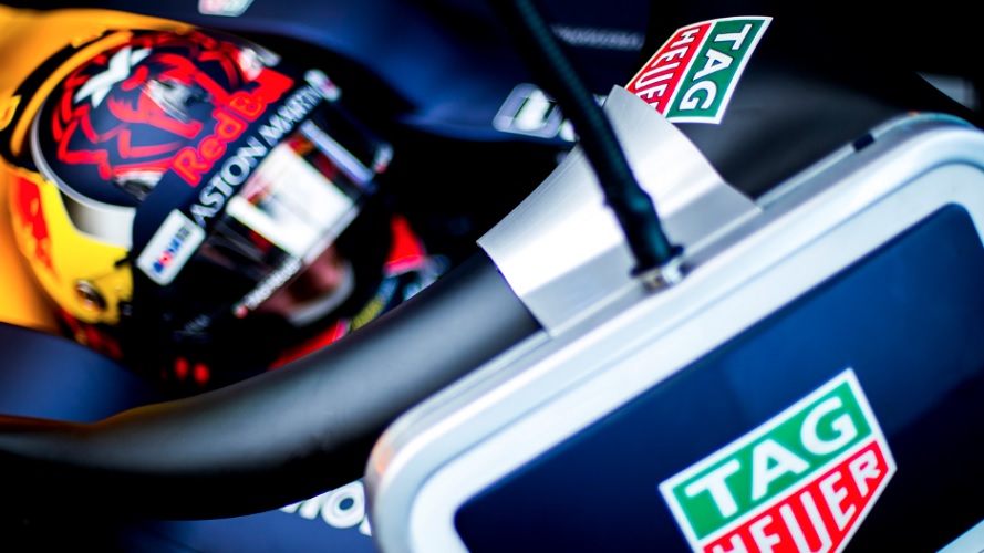 TAG Heuer anuncia renovação de parceria com o time de Formula 1 da Aston Martin Red Bull Racing
