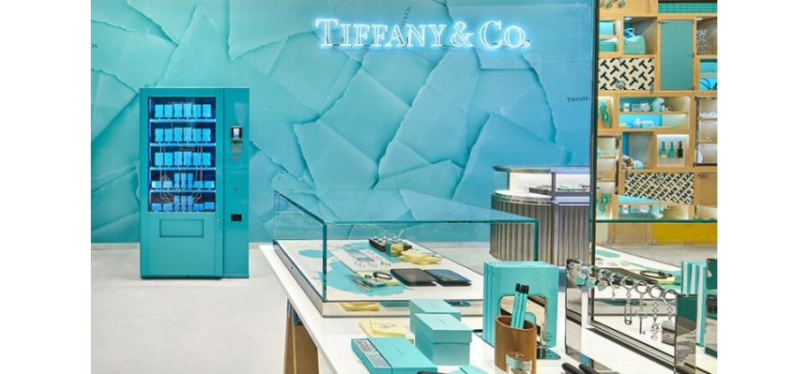 Worldline oferece primeira máquina de venda automática de luxo da Tiffany & Co no Reino Unido