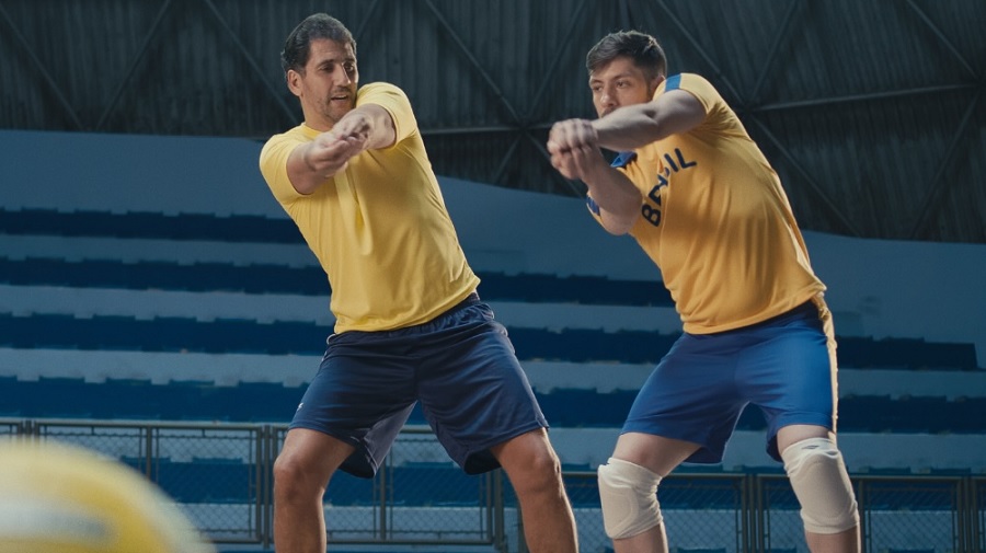 Maurício do vôlei e Rudy Landucci estrelam campanha da marca Penalty