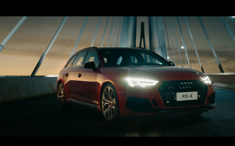 Audi RS 4 viaja no tempo em novo filme produzido no Brasil