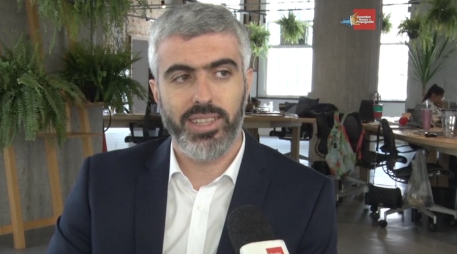 Igor Puga, diretor de marketing do Santander, fala sobre a campanha institucional do banco
