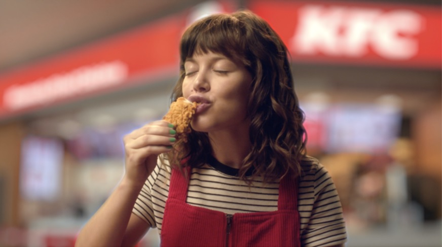 KFC lança sua primeira campanha de TV no Brasil
