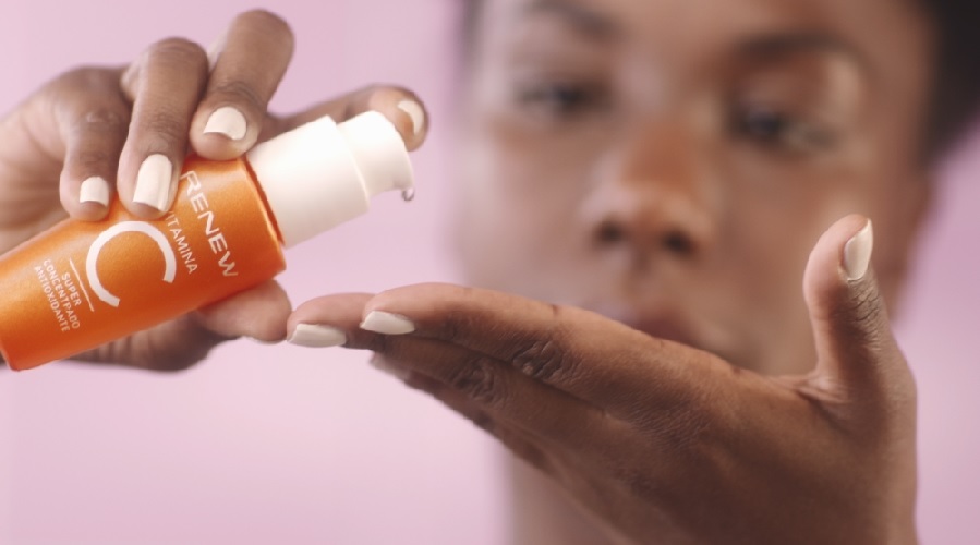 Avon estreia campanha para o lançamento de ‘Renew Vitamina C’