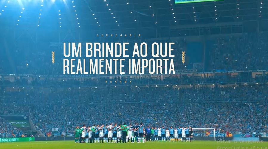 Em novo comercial, Africa e Brahma celebram futebol brasileiro