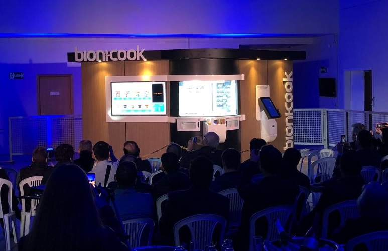 Bionicook, rede de fast food robotizada, é a nova cliente da Batuca