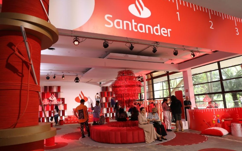 Santander leva iniciativas empreendedoras ao  SPFW N48