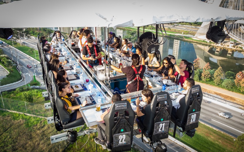 Dinner in The Sky tem edição com vista para o Parque Ibirapuera