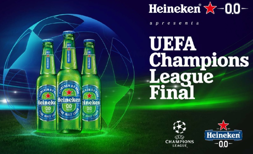Heineken coloca torcedores em campo e jogadores na arquibancada para celebrar a final da UEFA Champions League 