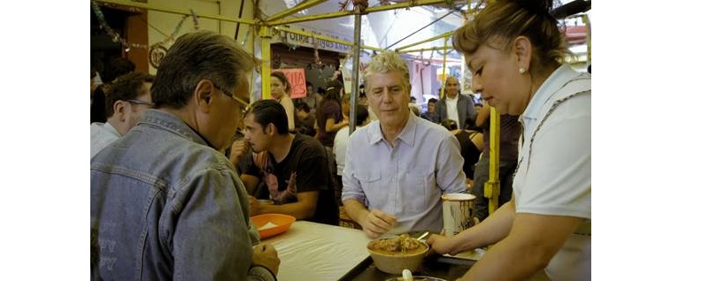 Anthony Bourdain descobre a gastronomia das ruas do México