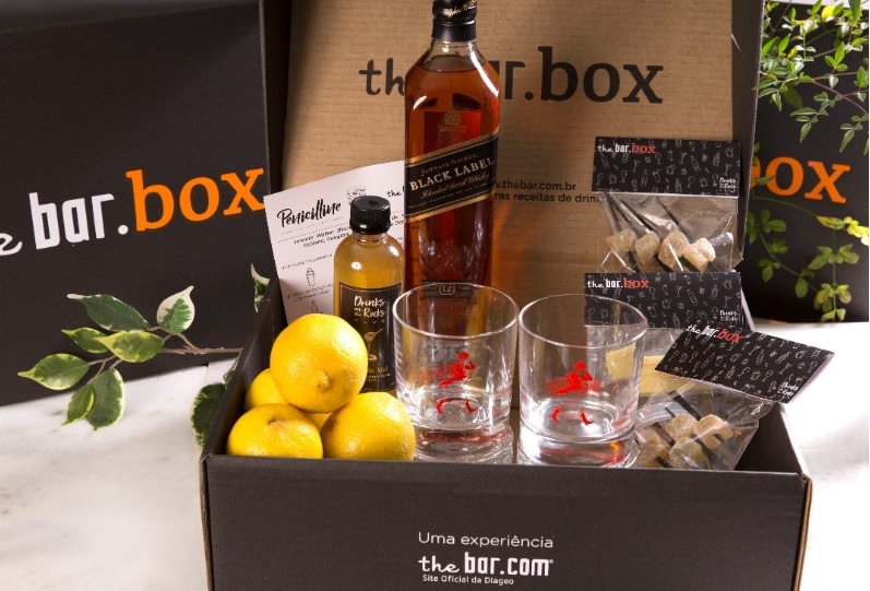 Diageo reinventa experiência da coquetelaria em casa com lançamento ‘TheBar.Box’