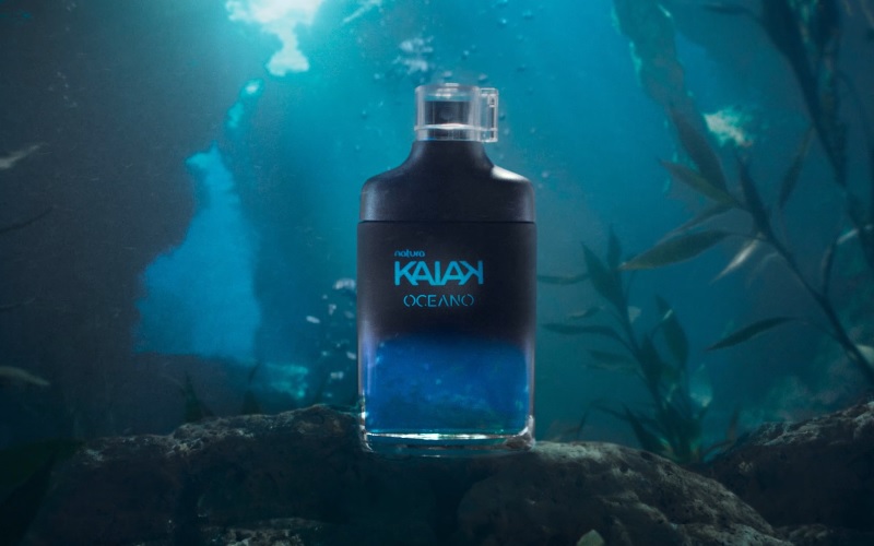Natura faz tributo aos oceanos em nova campanha de Kaiak Oceano