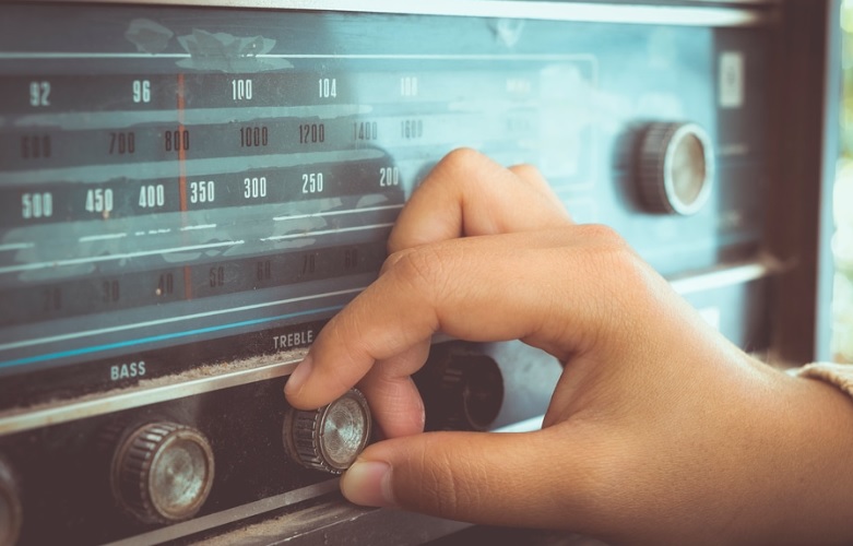 Consumo de rádio no Sudeste chega a 4h45min diariamente, indica Kantar IBOPE Media