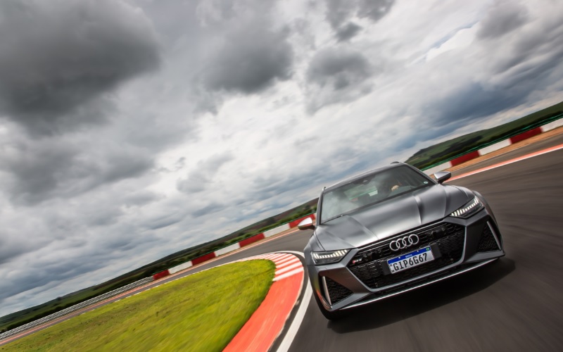 Audi do Brasil abre inscrições para Driving Experience com nova linha de esportivos