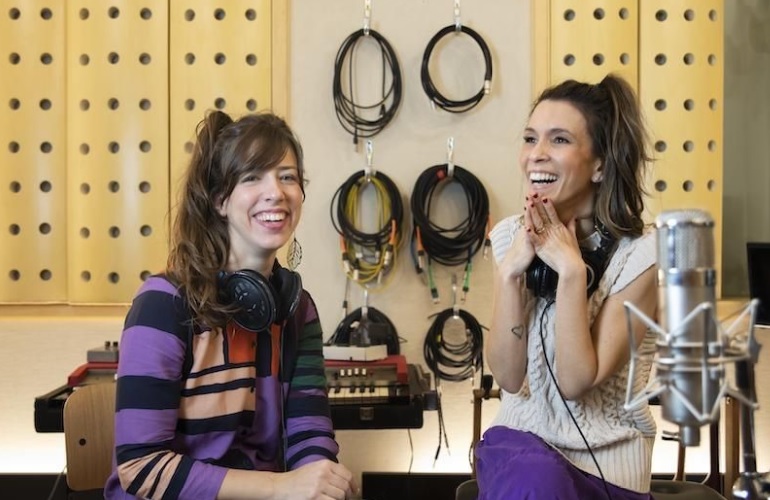 Spotify estreia série original sobre relacionamentos  com Sarah Oliveira e Roberta Martinelli