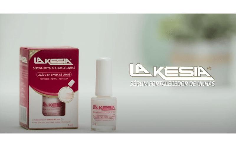 Lakesia lança campanha publicitária do Sérum Fortalecedor de Unhas
