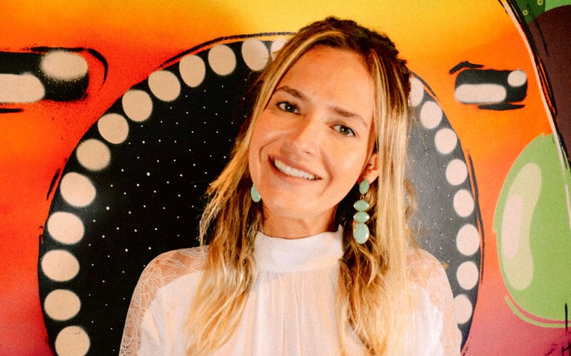 Renata Turlão é a nova gerente de social media da Webedia Brasil