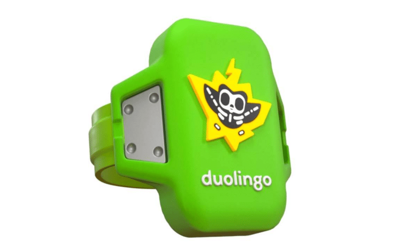 Duolingo lança tornozeleira eletrônica para manter alunos na linha